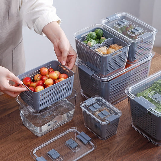 Container for preserving fruits and vegetables