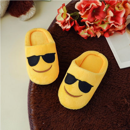 Pantufas emoticons para crianças